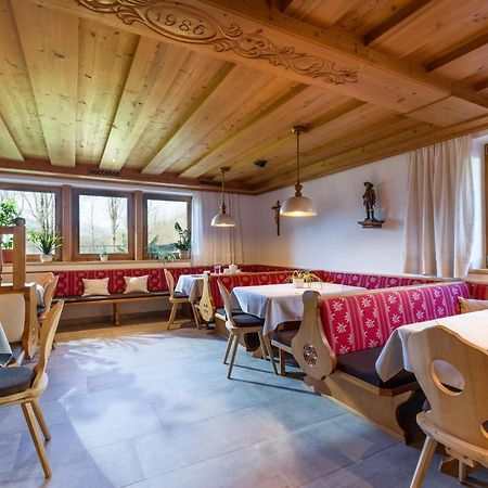 Gaestehaus Hofer Brixen im Thale Esterno foto
