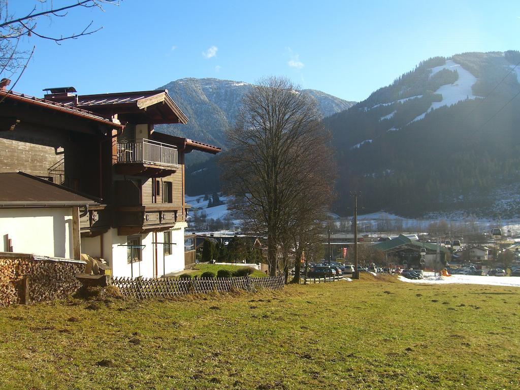 Gaestehaus Hofer Brixen im Thale Esterno foto