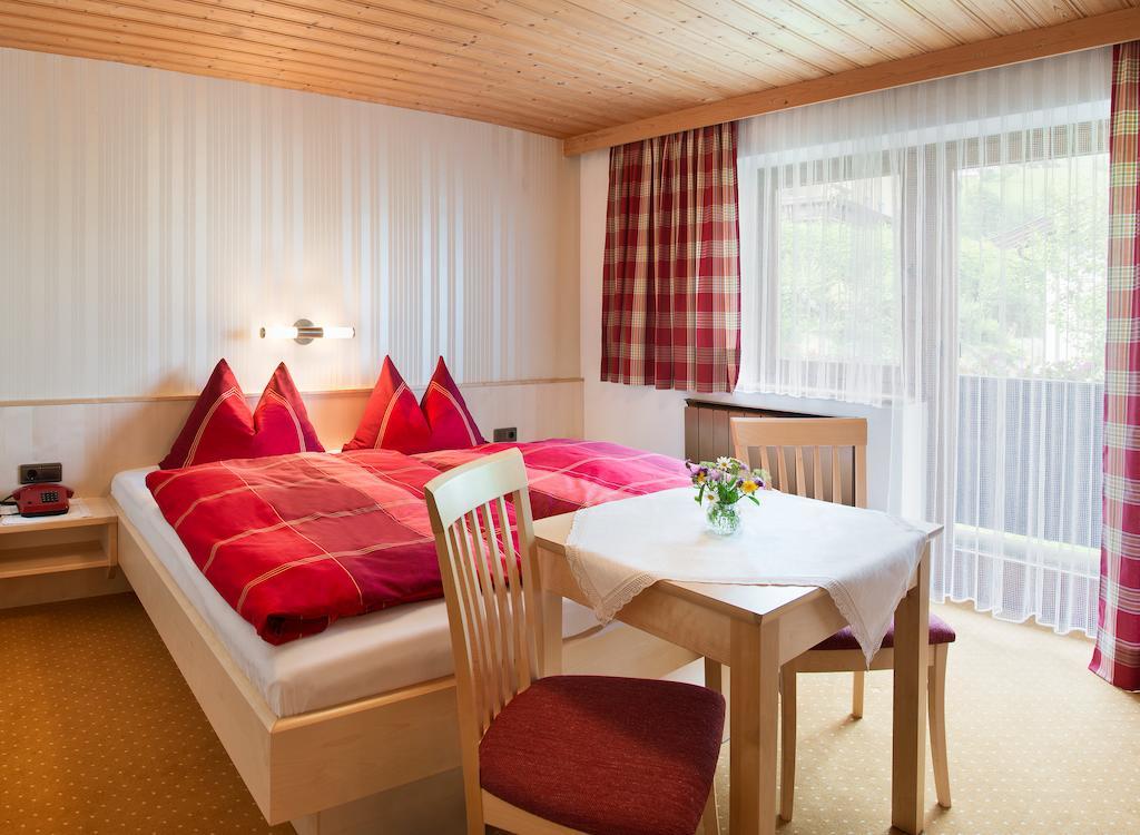 Gaestehaus Hofer Brixen im Thale Camera foto